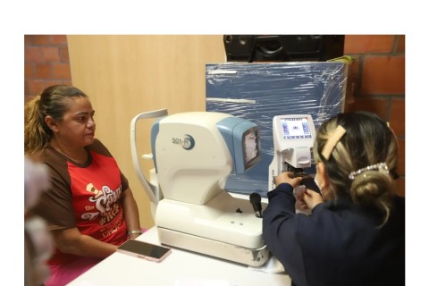 Ação leva atendimentos oftalmológicos gratuitos a moradores da zona sul de Manaus.